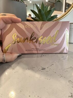 Violet Voss Sunkissed Summer Palette - Pink & Gold Foil